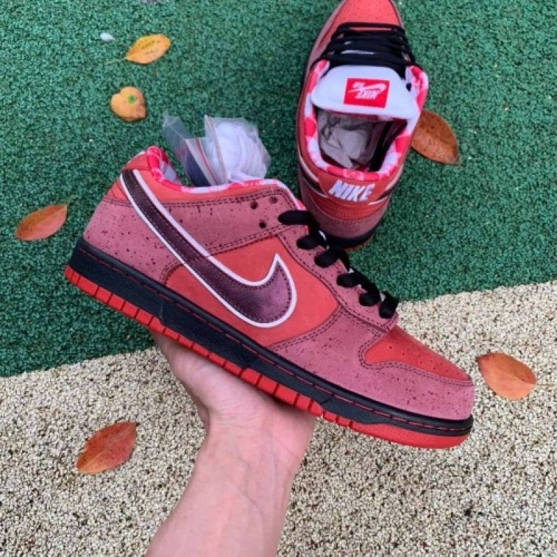 NIKE DUNK LOW PREMIUM "RED KOBSTER" OPEN BOX UNUSED