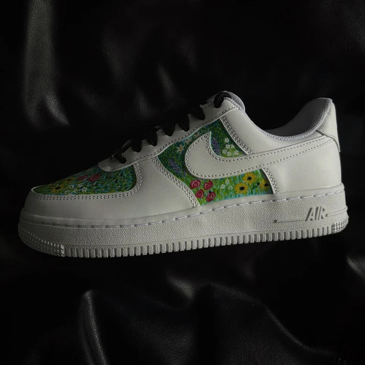 NIKE AIR FORCE 1 X FLOWERS OPEN BOX UNUSED