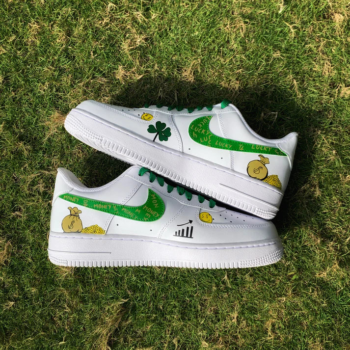 NIKE AIR FORCE 1 X SCROOGE MCDUCK  OPEN BOX UNUSED