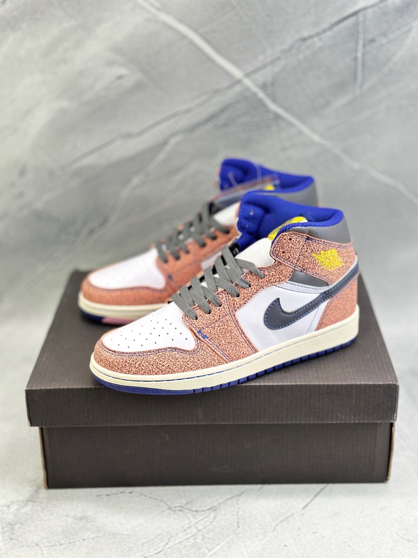 NIKE AIR JORDAN 1 MID SE "FLIGHT VINTAGE" OPEN BOX UNUSED