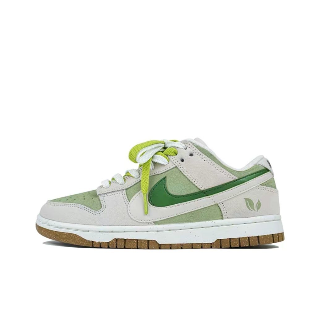 NIKE DUNK LOW OPEN BOX UNUSED