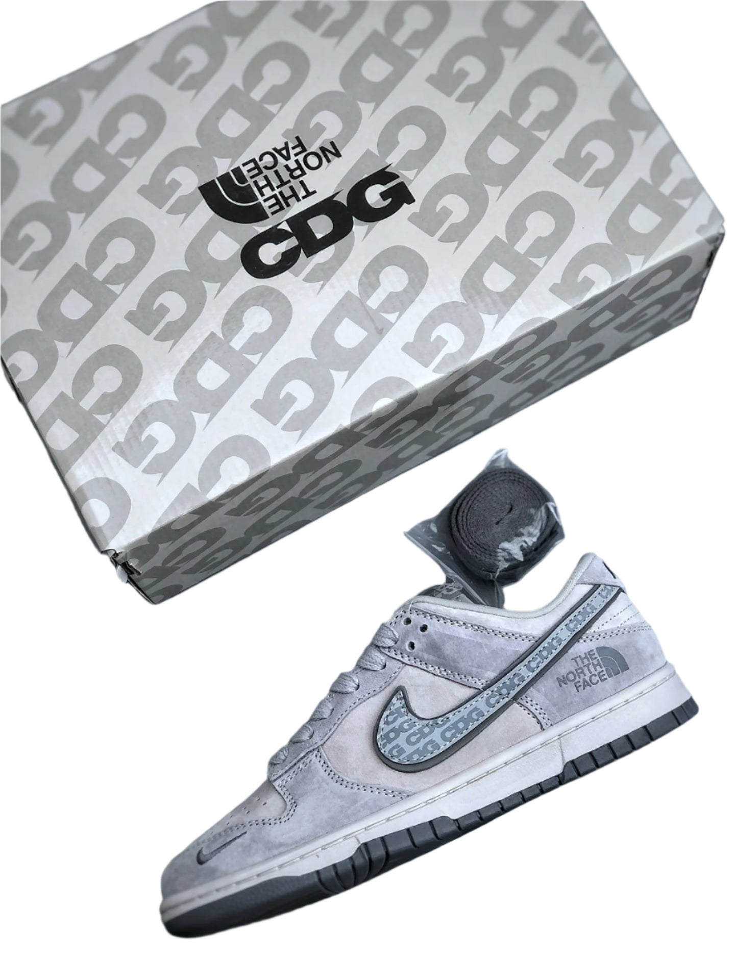 NIKE AIR FORCE 1 DUNK LOW 07 X THE NORTH FACE OPEN BOX UNUSED