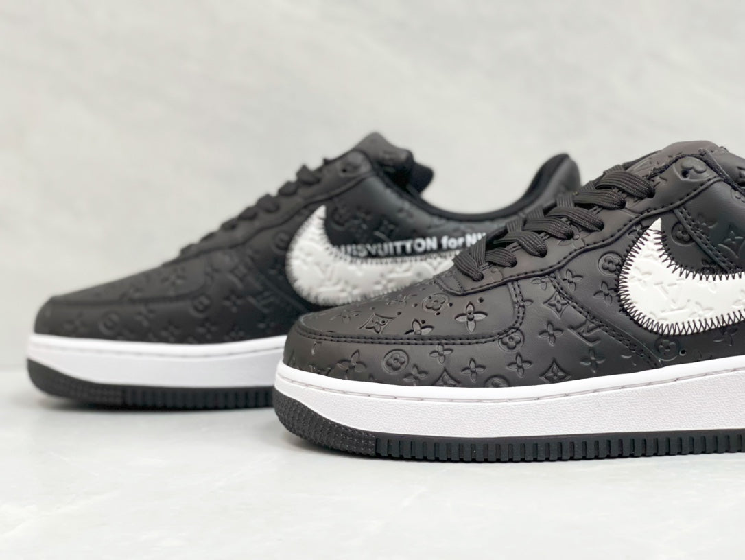 LOUIS VUITTON X NIKE AIR FORCE 1 LOW OPEN BOX UNUSED