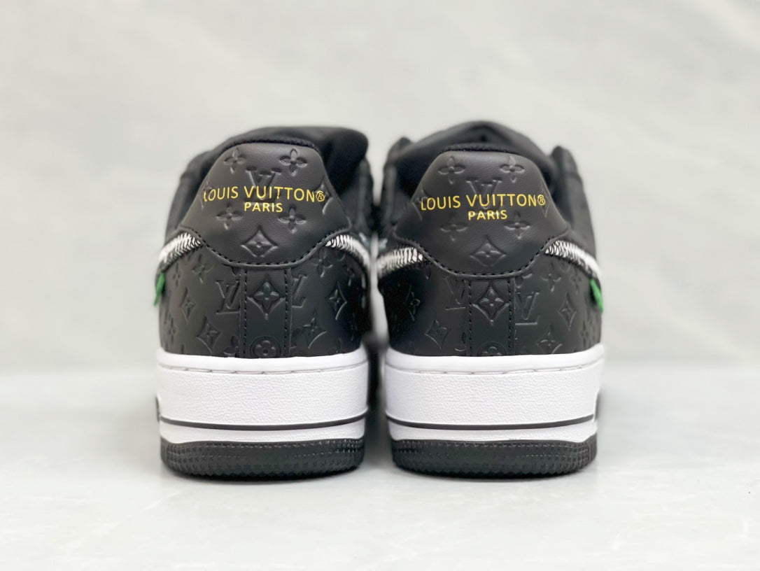 LOUIS VUITTON X NIKE AIR FORCE 1 LOW OPEN BOX UNUSED