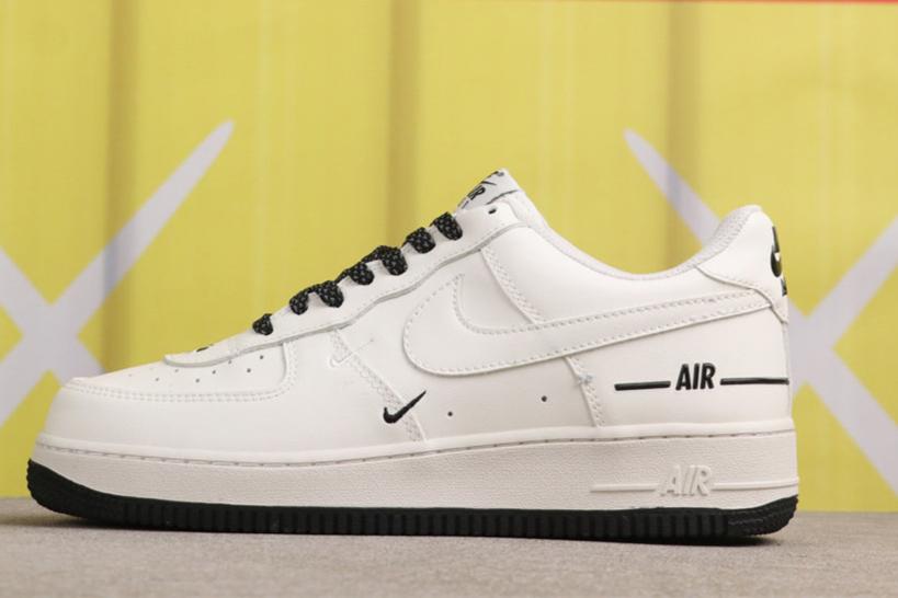 NIKE AIR FORCE 1 07 LOW OPEN BOX UNUSED