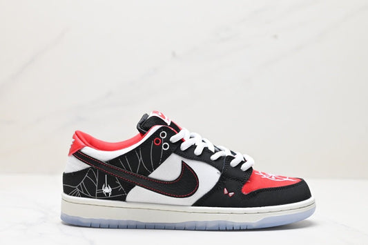 NIKE SB DUNK LOW SPIDER MAN OPEN BOX UNUSED