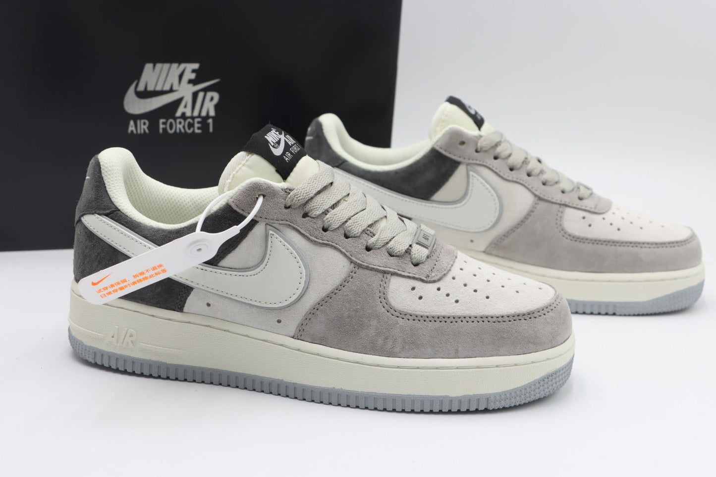 NIKE AIR FORCE 1 LOW OPEN BOX UNUSED