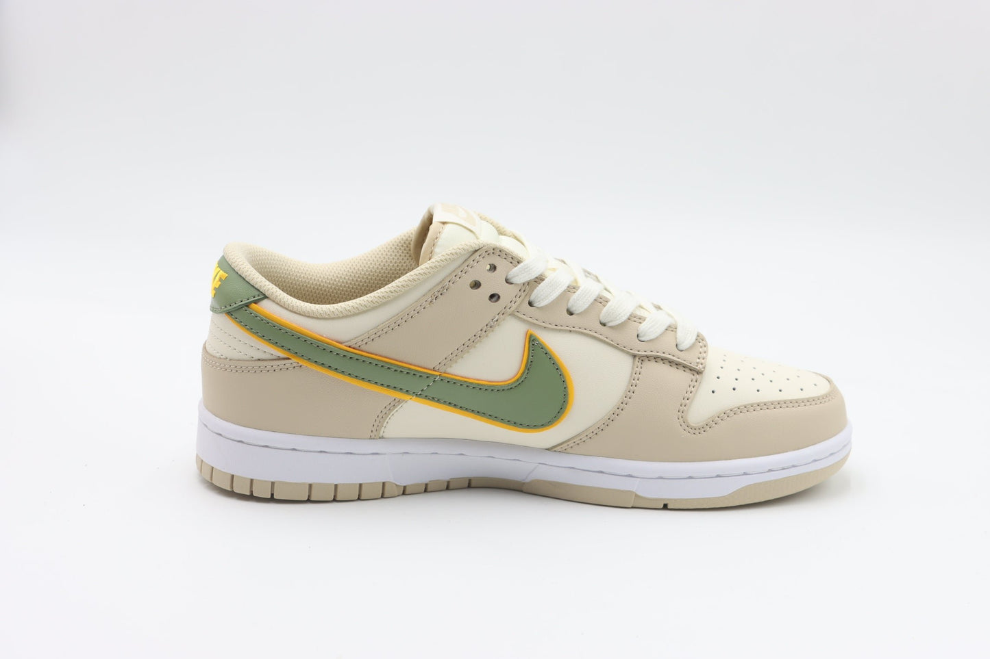 NIKE WMNS DUNK LOW 'PALE IVORY OIL GREEN' OPEN BOX UNUSED