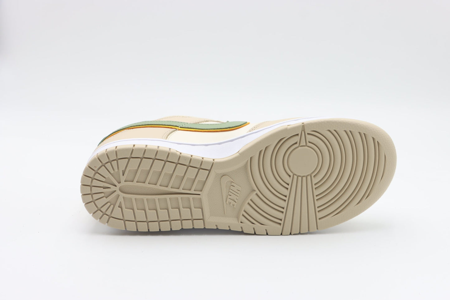 NIKE WMNS DUNK LOW 'PALE IVORY OIL GREEN' OPEN BOX UNUSED