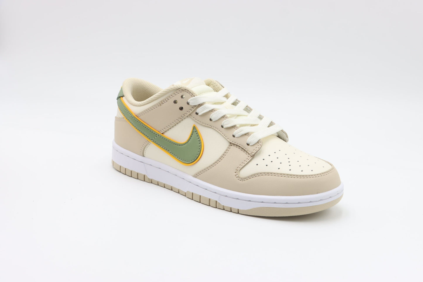 NIKE WMNS DUNK LOW 'PALE IVORY OIL GREEN' OPEN BOX UNUSED