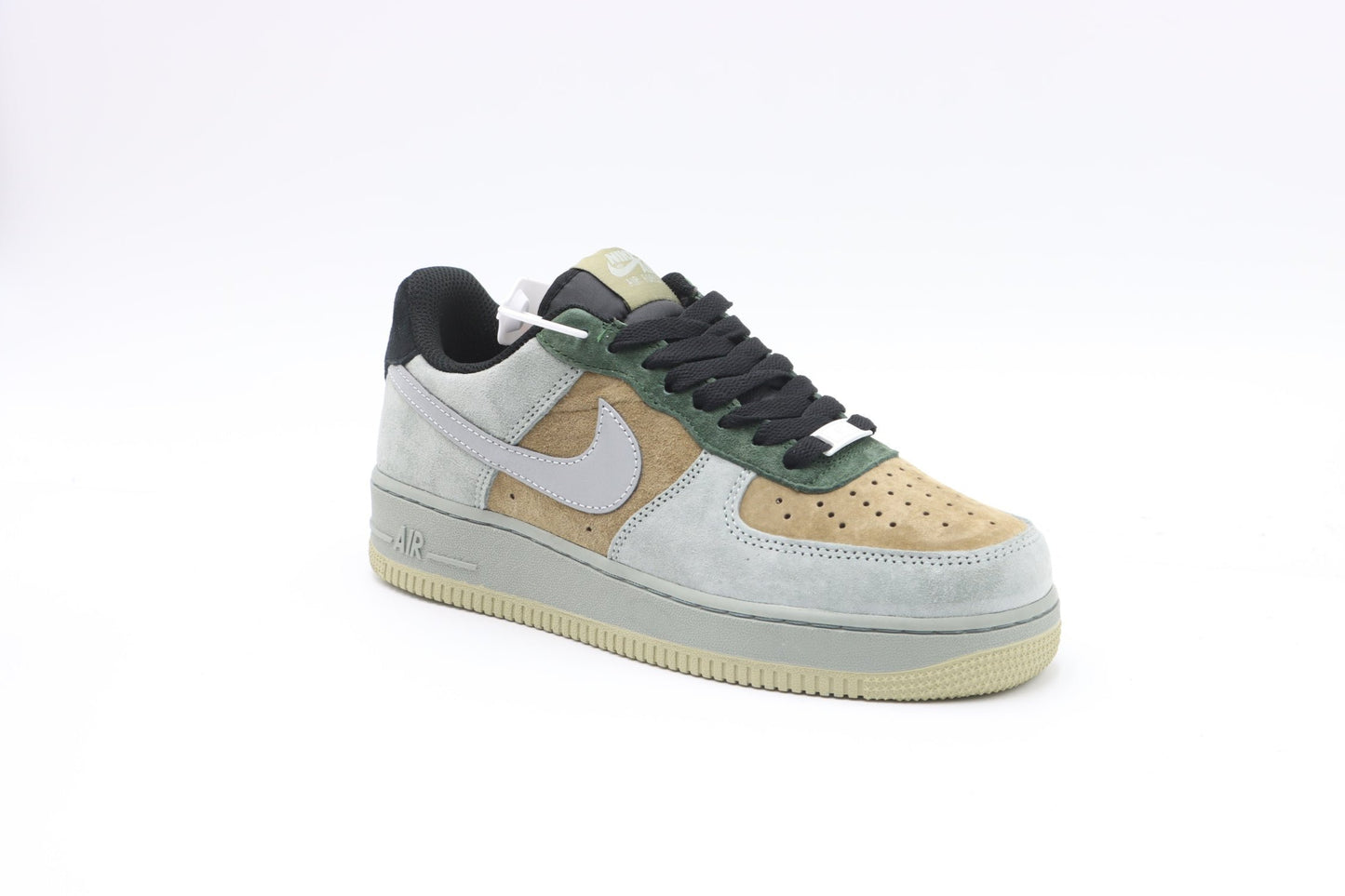 NIKE AIR FORCE 1 BEIGE OPEN BOX UNUSED