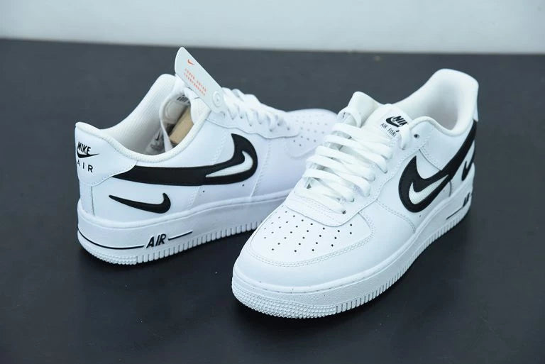 NIKE AIR FORCE 1 '07' WHITE/BLACK OPEN BOX UNUSED