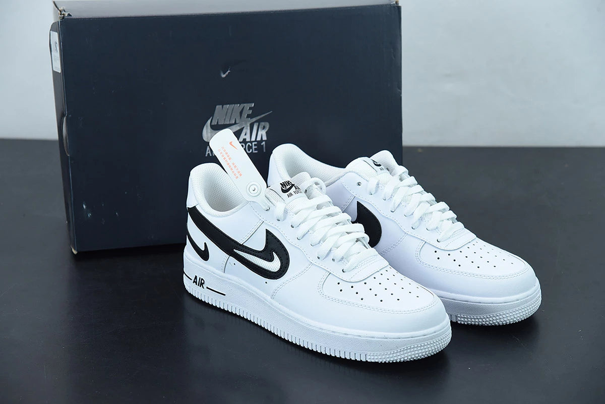 NIKE AIR FORCE 1 '07' WHITE/BLACK OPEN BOX UNUSED