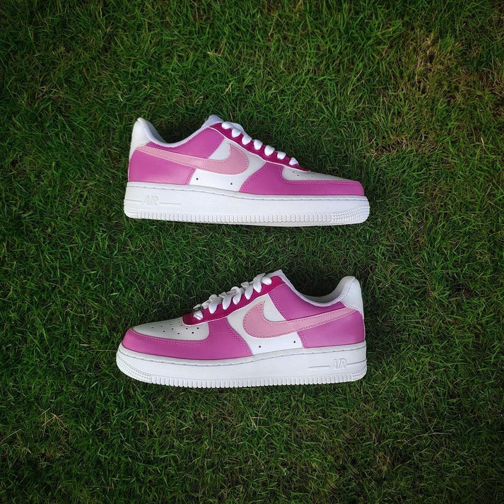 NIKE AIR FORCE 1 X VALENTINE'S PINK PASTEL OPEN BOX UNUSED